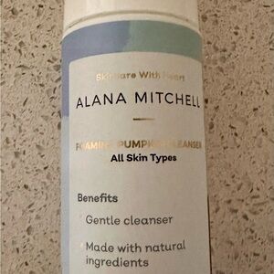 Alana Mitchell Foaming Pumpkin Cleanser 6oz / 177ml